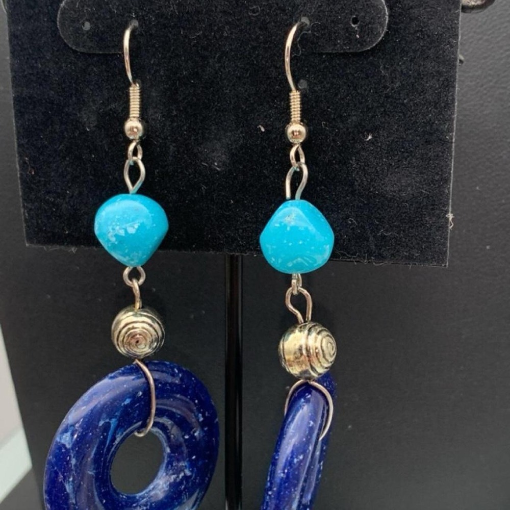 Vintage New Old Stock Medici genuine lucite faux blue lapis & turquoise earrings